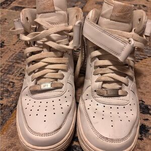 Air Force One Mids Men’s 8